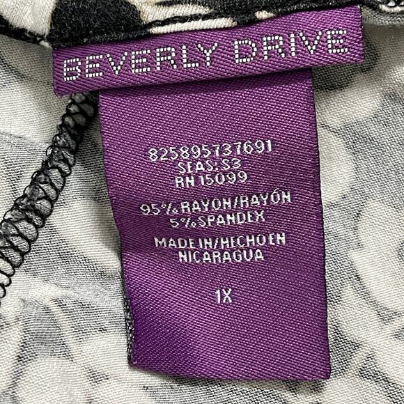 Beverly Drive Top Plus Size 1X Black White Floral Print Stretch Short Sleeve Y2K - Picture 3 of 7